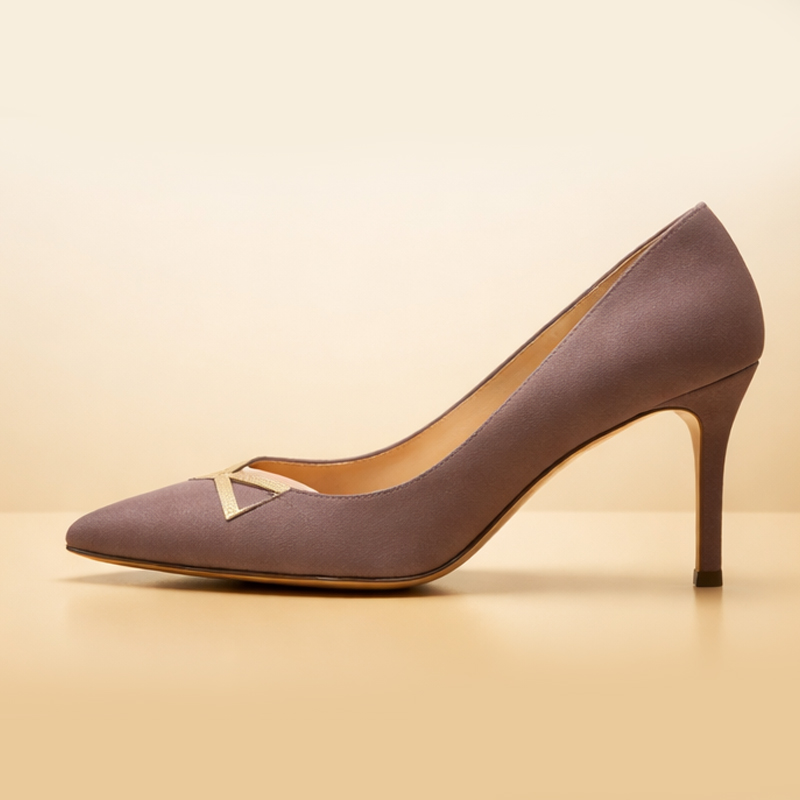 Pointed Gold Accents-template