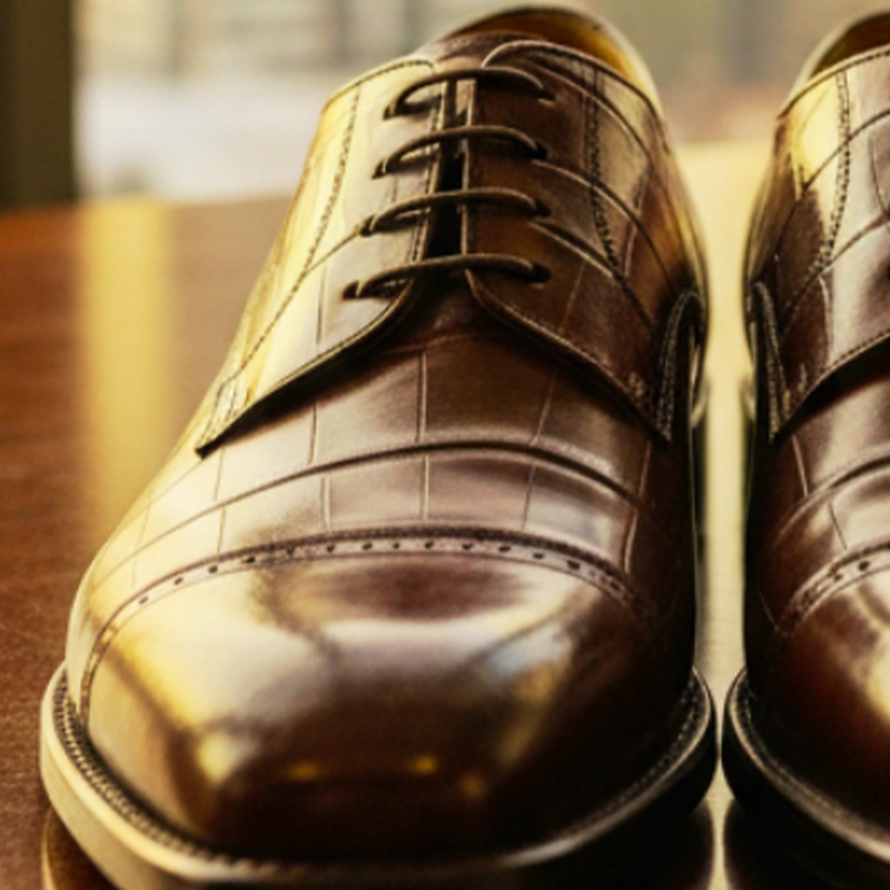 Leather Oxford Shoes-template
