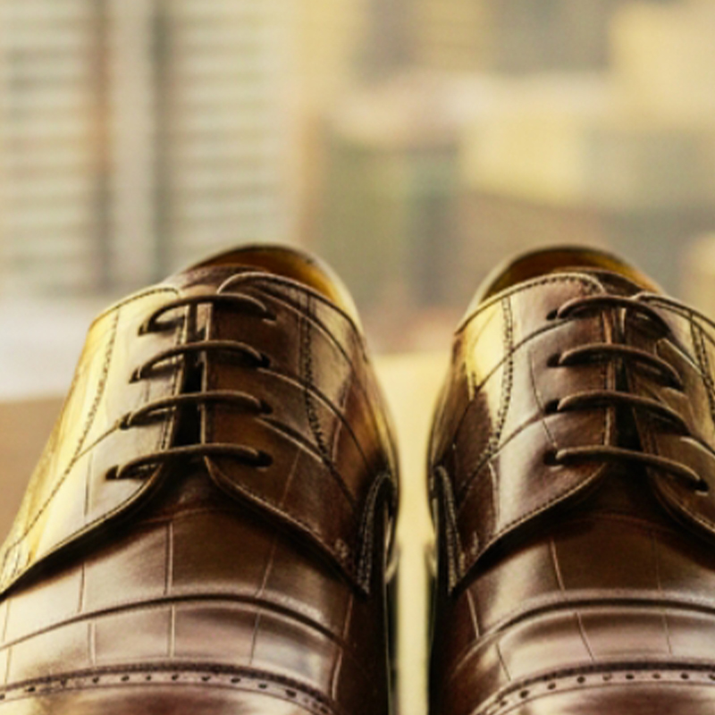 Leather Oxford Shoes-template